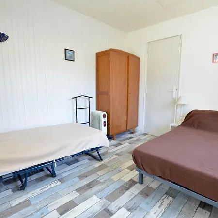 Maison 4 Pieces Au Centre De - 2 Chambres, Animaux Admis - Fr-1-705-34 *